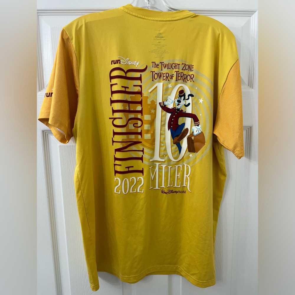 Rundisney Twilight Goofy athletic shirt
